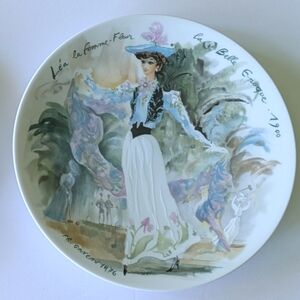 Vintage D'Arceau Limoges Women Of The Century Collectors Plate